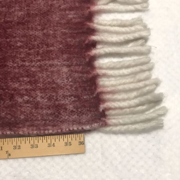 Beautiful Shades of Pink Chunky Fleece Scarf with Thick Fringe 74” x 16” NWOT - Picture 7 of 8